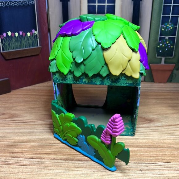 Lot of 2 Disney Furrytale Friends Starter Home Playsets W 5.5" x H 4" - Picture 6 of 11